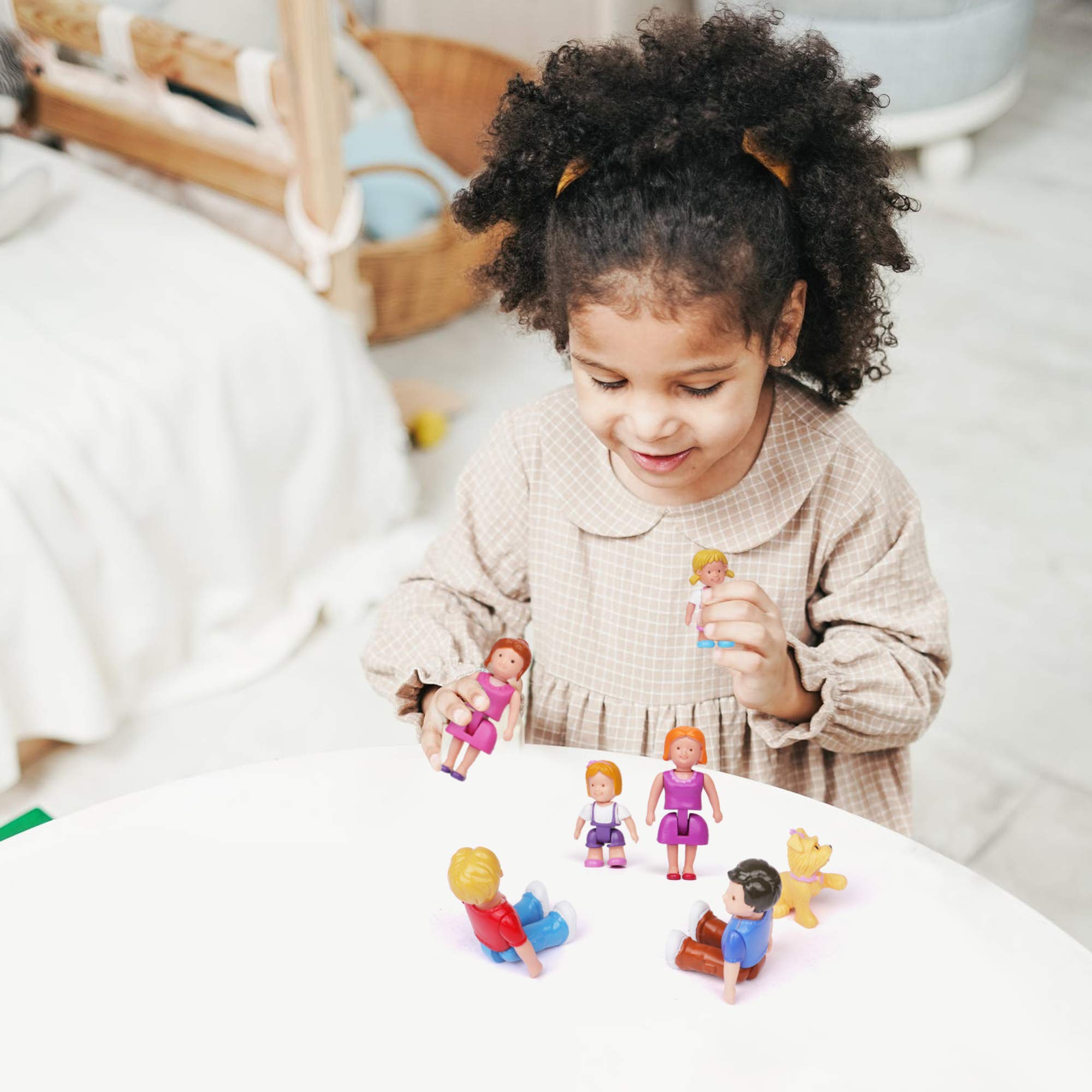 Foto 6 pulgar | Juego de 7 Figuras Familiares Playkidz- Venta Internacional