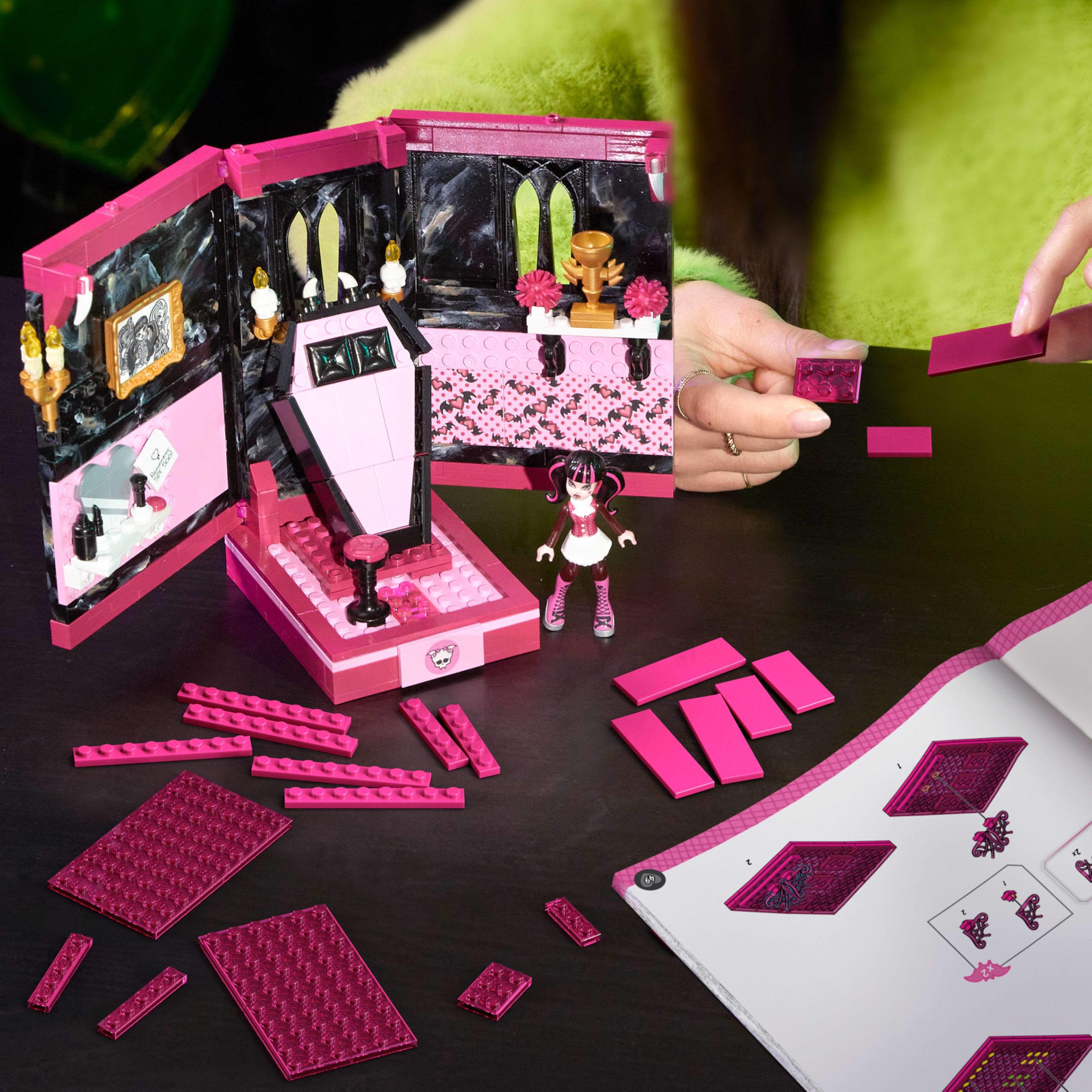 Foto 3 | Set De Construcción La Cripta Del Libro De Draculaura En Mega Monster High - Venta Internacional.