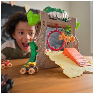 Foto 3 | Set De Juego Monster Jam Dragon Dungeon Of Doom Con Camión Mini Jams - Venta Internacional.