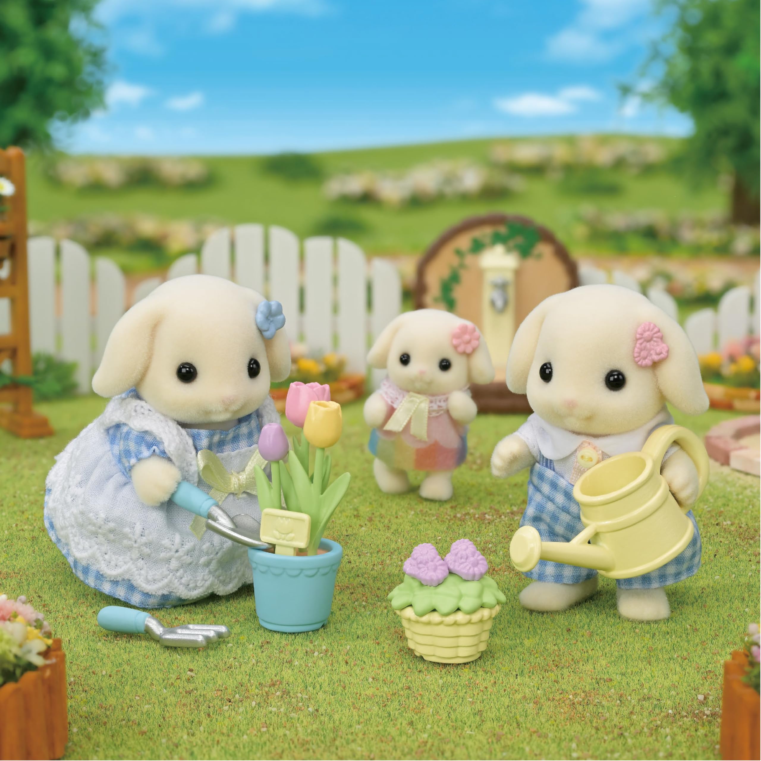 Foto 3 pulgar | Set De Jardinería Calico Critters Blossom Con Flora Rabbit Siblings - Venta Internacional.