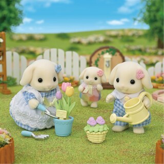 Foto 2 | Set De Jardinería Calico Critters Blossom Con Flora Rabbit Siblings - Venta Internacional.