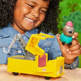 Foto 4 | Set De Grúa Peppa Pig Granddad Dog Para Vehículos De Construcción - Venta Internacional.