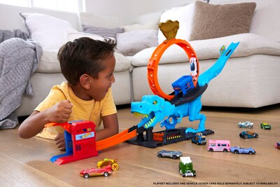 Foto 2 | Set De Atletismo Hot Wheels City Con 1 Coche De Juguete T-rex Loop Stunt - Venta Internacional.