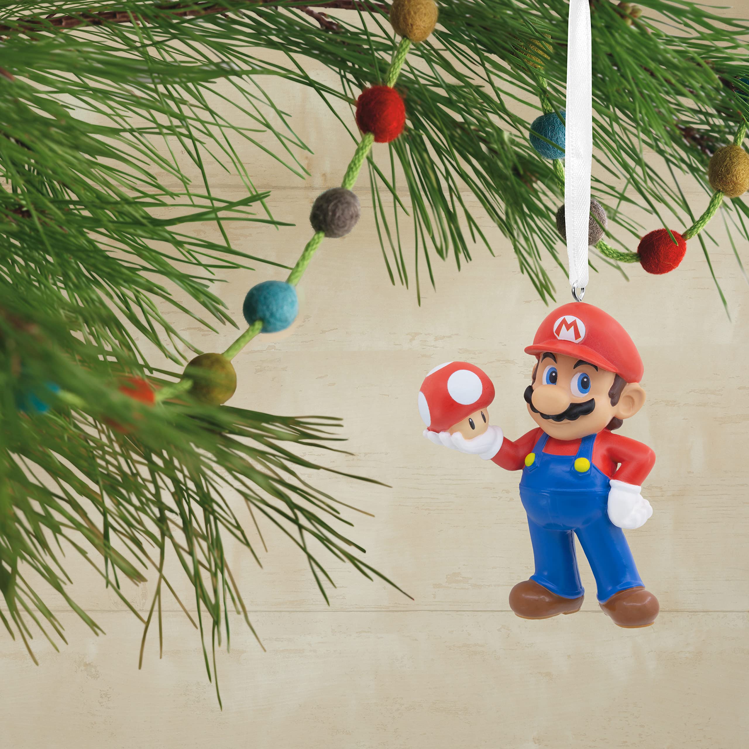 Foto 3 pulgar | Adorno Navideño Hallmark Nintendo Super Mario Con Forma De Hongo - Venta Internacional.