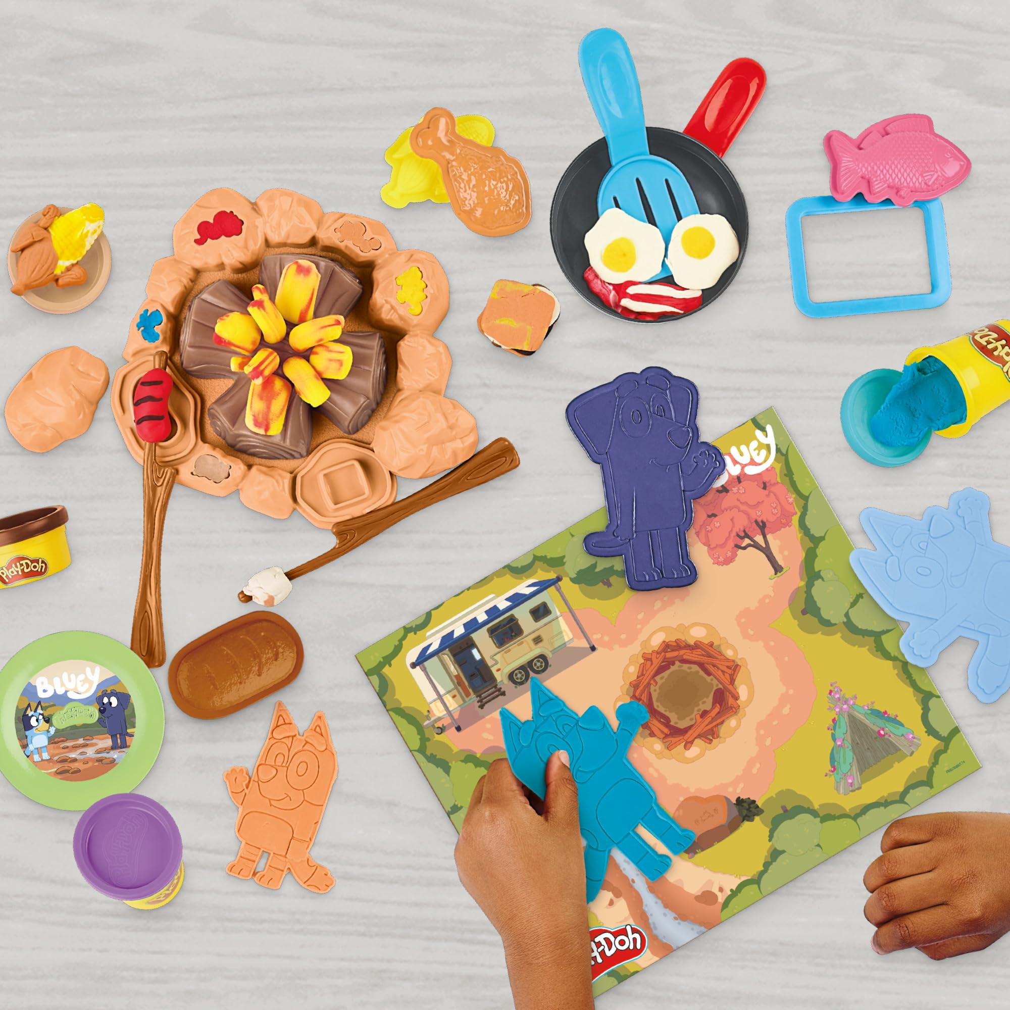 Foto 3 pulgar | Set De Juego Play-doh Bluey Goes Para Acampar Con Herramientas Para Fogatas Durante Más De 3 Años - Venta Internaciona