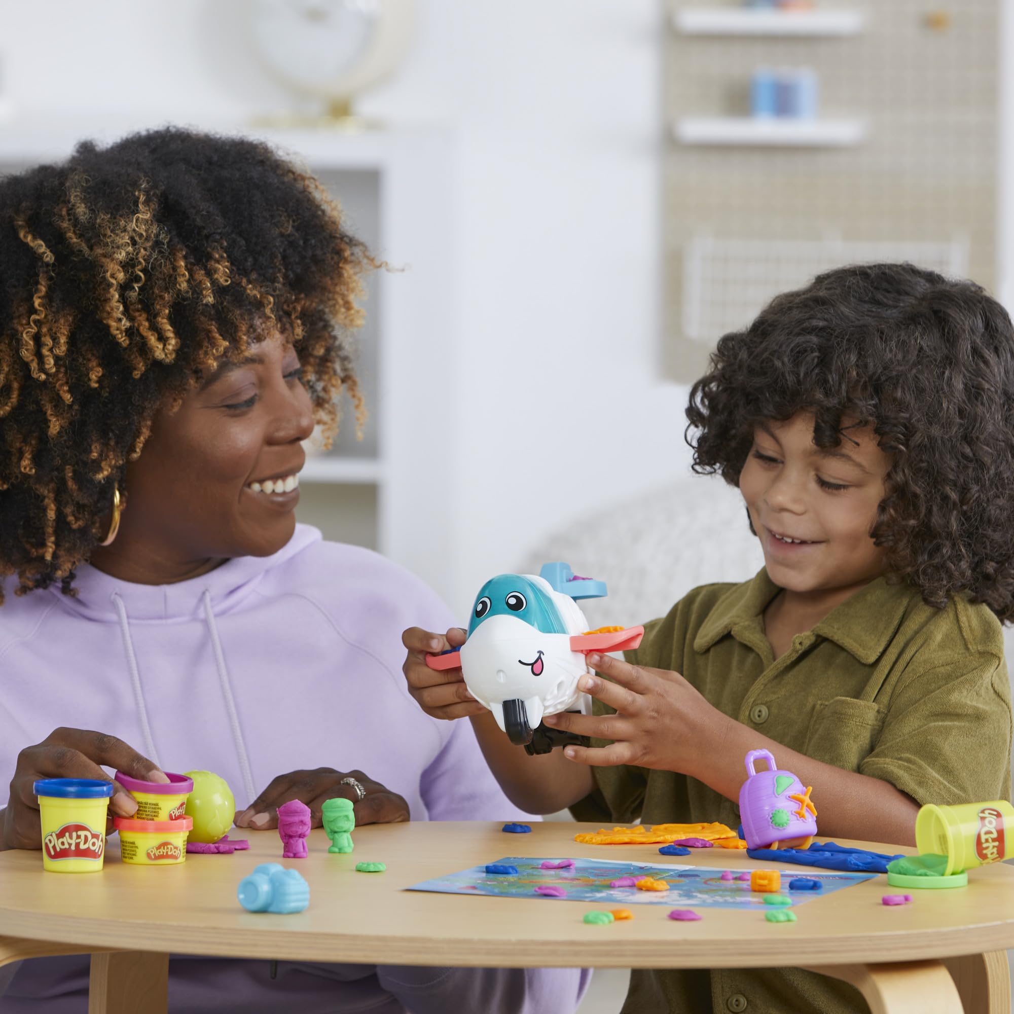 Foto 8 pulgar | Set De Inicio Play-doh Airplane Explorer Con Jet Y Mapa Mundial - Venta Internacional.