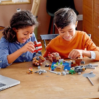 Foto 4 | Lego Minecraft The Pirate Ship Adventure 21152 - Venta Internacional