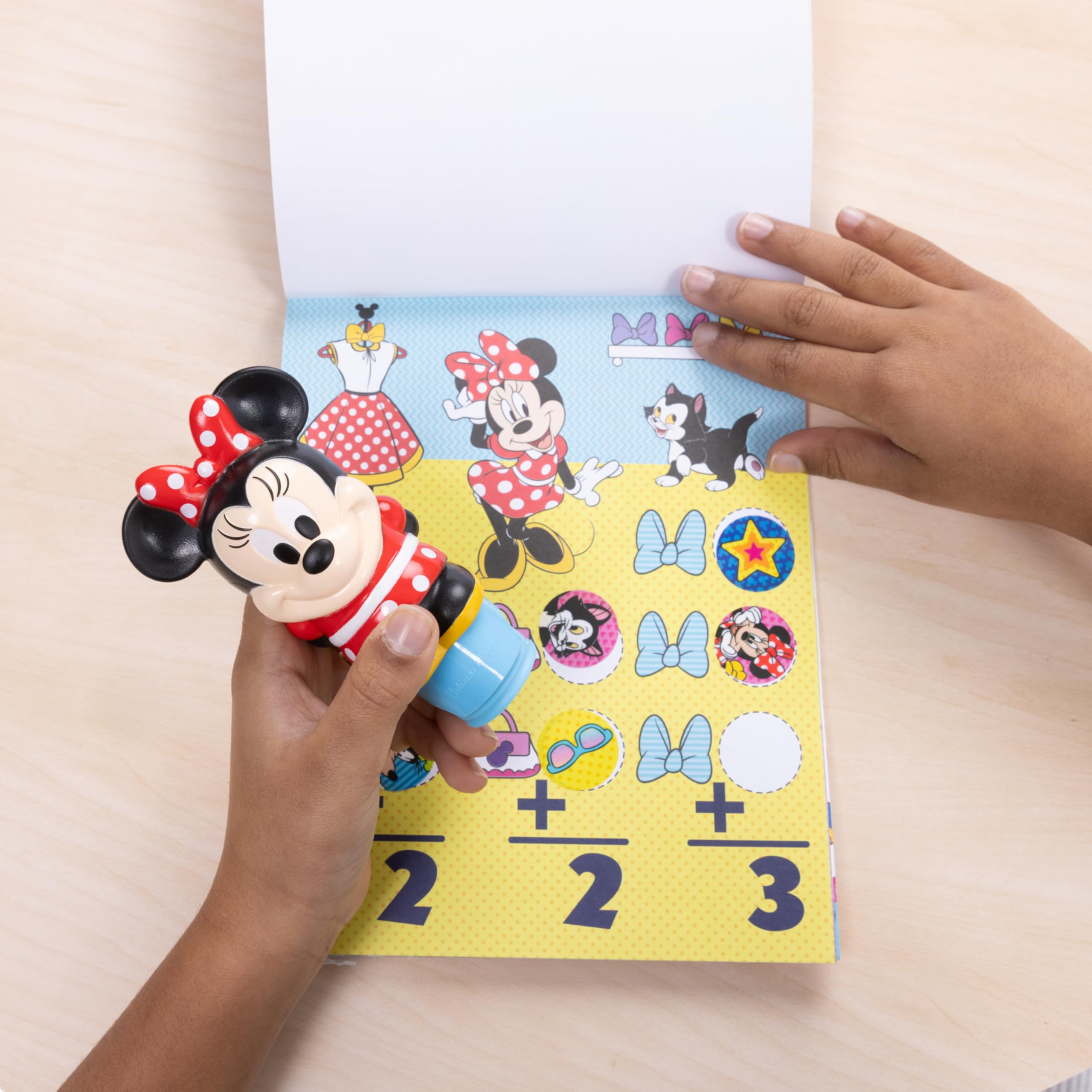 Foto 3 pulgar | Bloc De Actividades Y Estampado De Pegatinas Melissa & Doug Minnie Mouse - Venta Internacional.