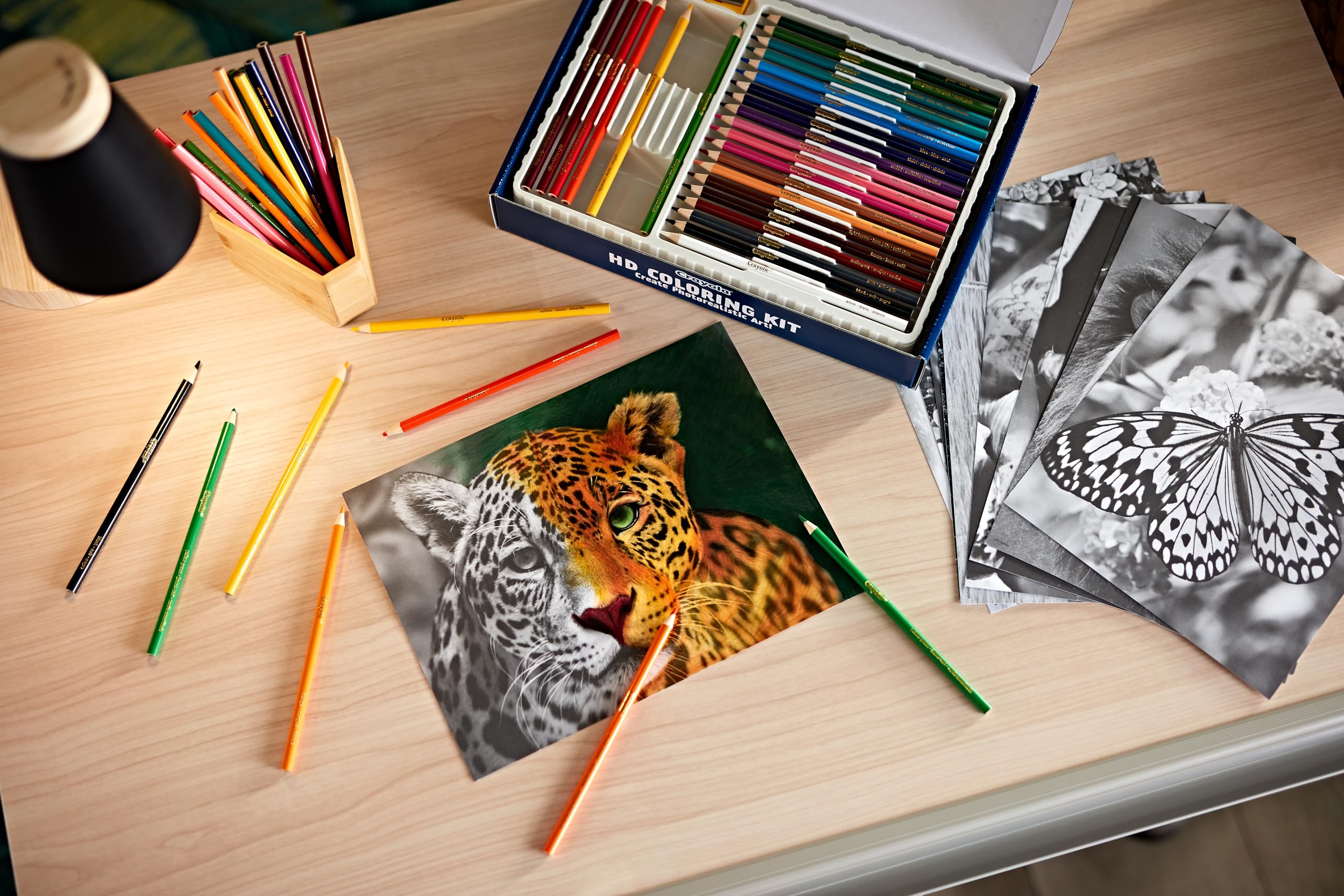 Foto 3 pulgar | Kit Para Colorear Crayola Hd Con 30 Lápices De Colores Y 20 Páginas - Venta Internacional.