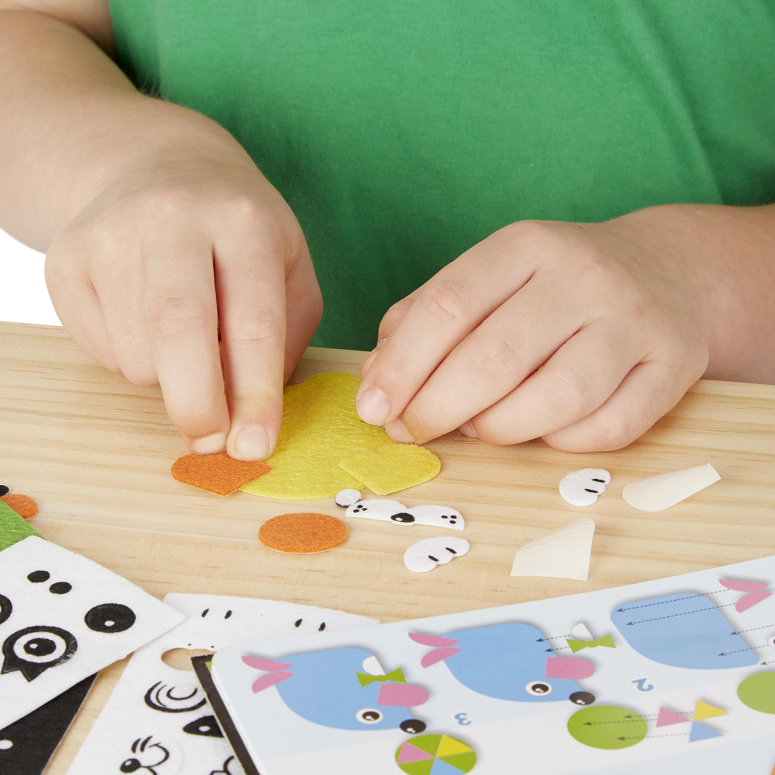 Foto 4 pulgar | Set De Actividades Artesanales Melissa & Doug On The Go Felt Friends - Venta Internacional.