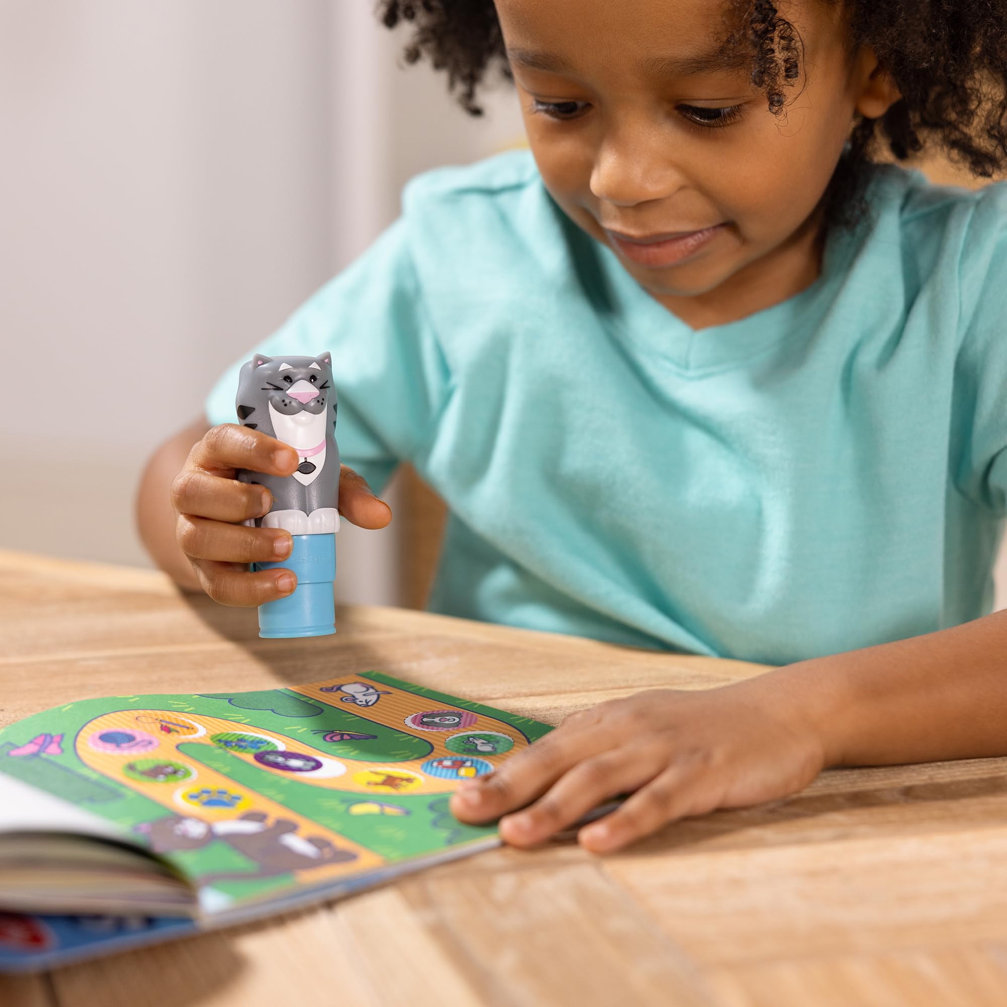 Foto 2 | Bloc De Actividades Y Pegatina Stamper Melissa & Doug ¡guau! - Venta Internacional.