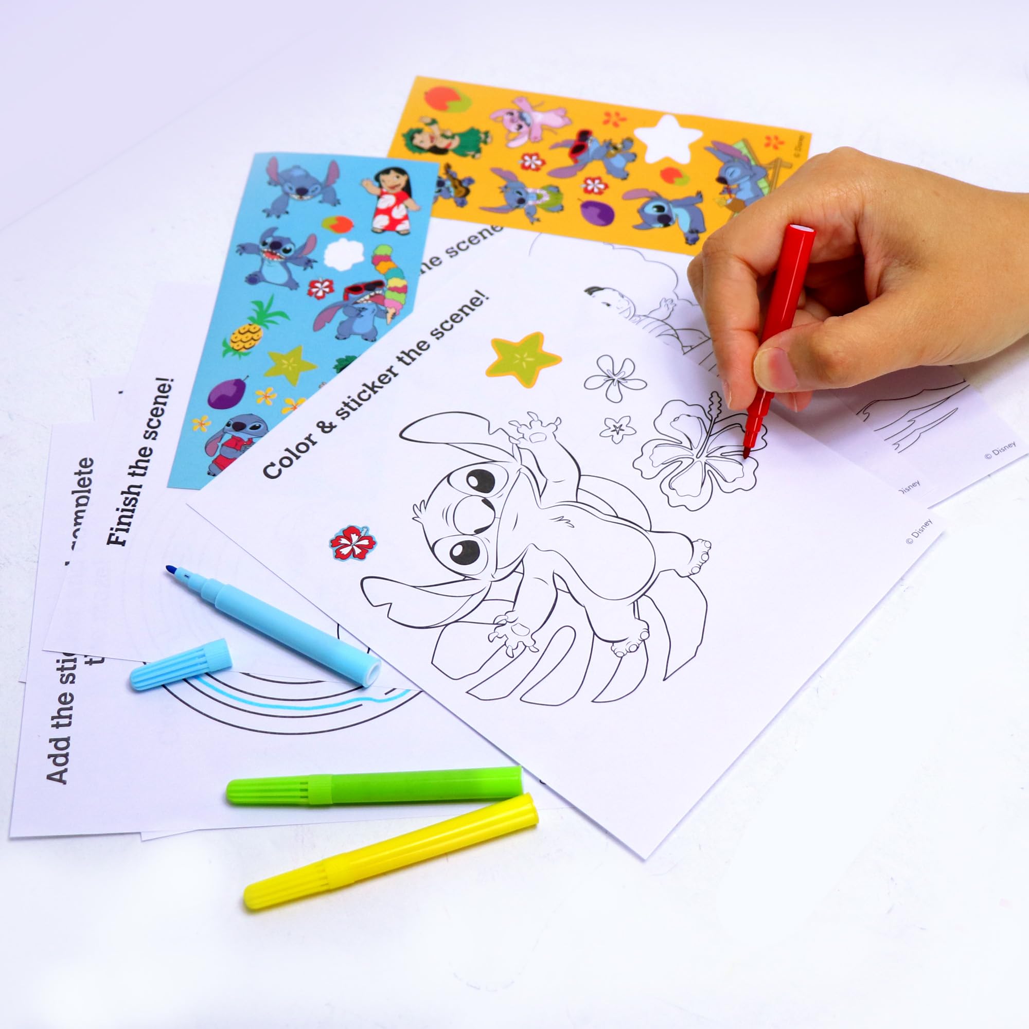 Foto 4 pulgar | Kit De Actividades Tara Toys Stitch Stow & Go Con 12 Hojas De Actividades - Venta Internacional.