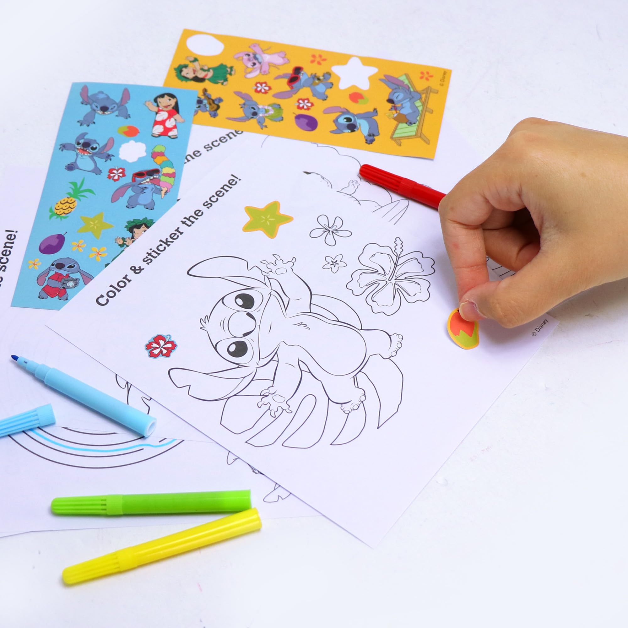 Foto 4 | Kit De Actividades Tara Toys Stitch Stow & Go Con 12 Hojas De Actividades - Venta Internacional.