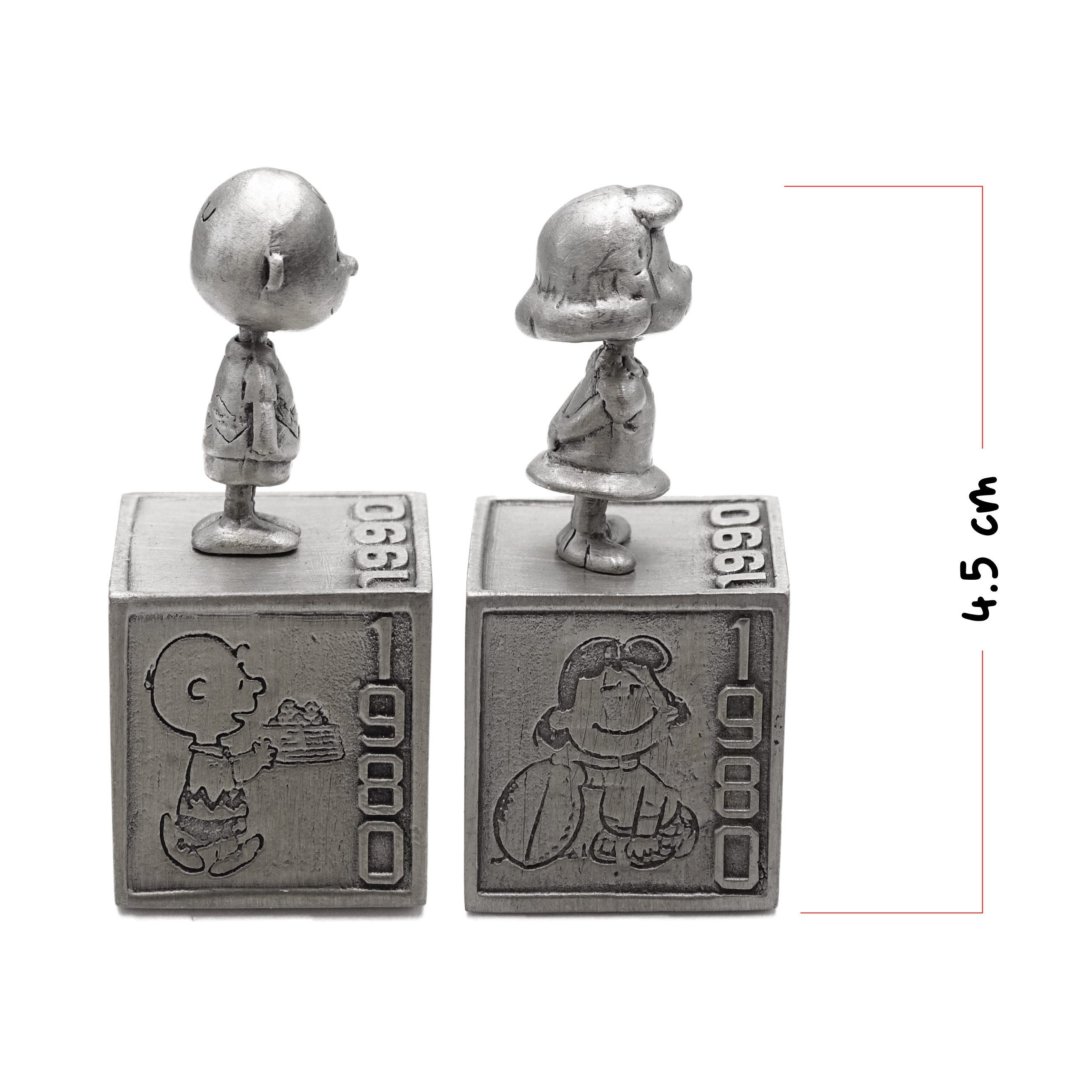 Foto 4 pulgar | Set Figuras Pisapapeles Charlie Brown de Metal - Charlie y Lucy