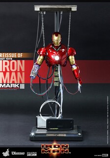 Foto 3 | Figura Hot Toys Iron Man Mark III Construction Versión Marvel Escala 1:6