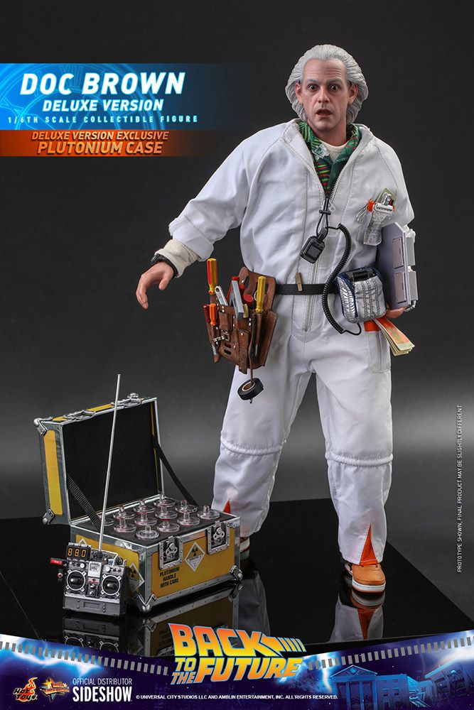 Foto 3 pulgar | Figura Hot Toys Doc Brown Deluxe Versión Volver al Futuro