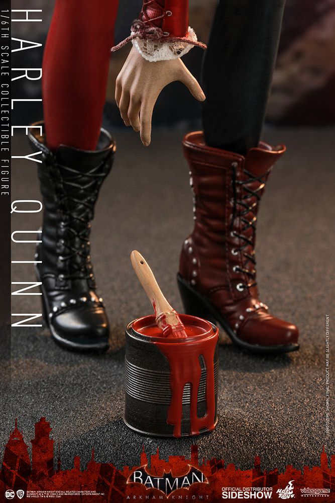 Foto 7 pulgar | Figura Harley Quinn DC Batman Arkham Knight Hot Toys 1:6 de Escala