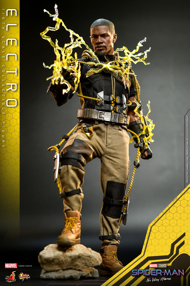 Foto 5 pulgar | Figura Electro Hot Toys de Spider-Man No Way Home