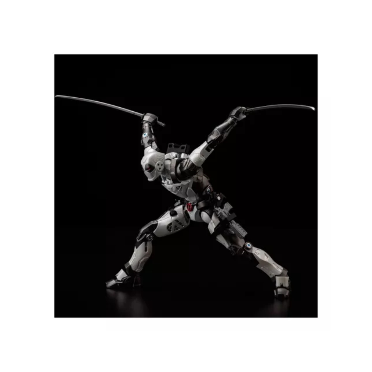 Foto 4 pulgar | Figura Sentinel Deadpool X-force