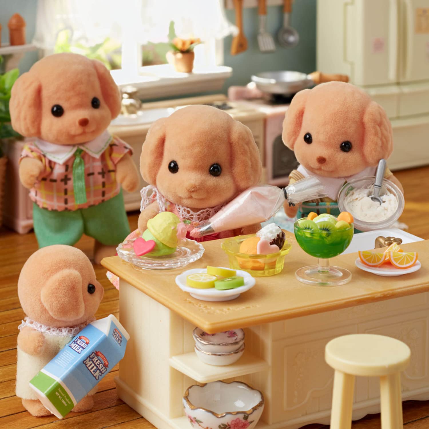 Foto 5 pulgar | Figuras Familia Poodle Calico Critters 4 Figuras - Venta Internacional