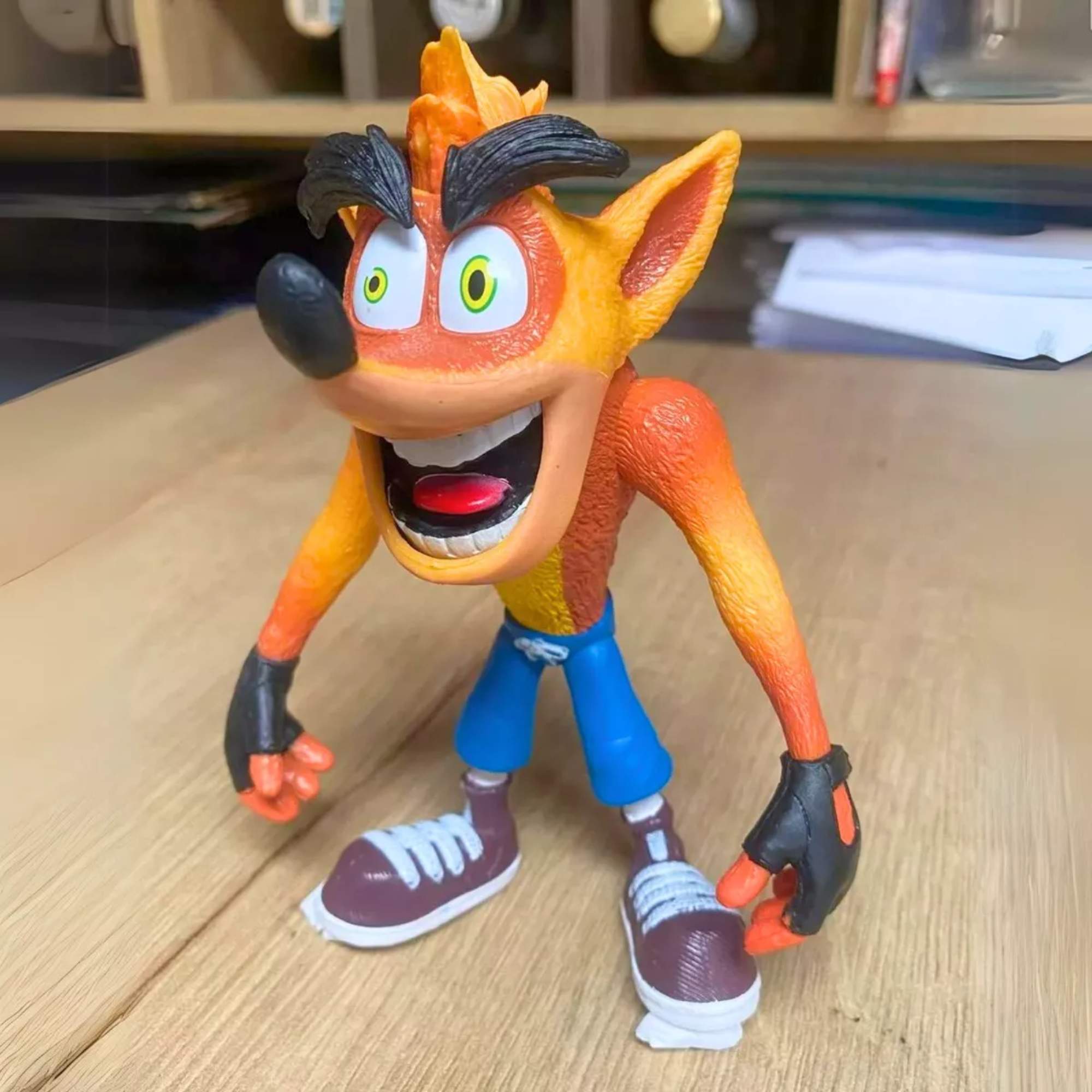 Foto 5 pulgar | Figura Crash Bandicoot Mr. Gadgets N Sane Trilogy 16cm