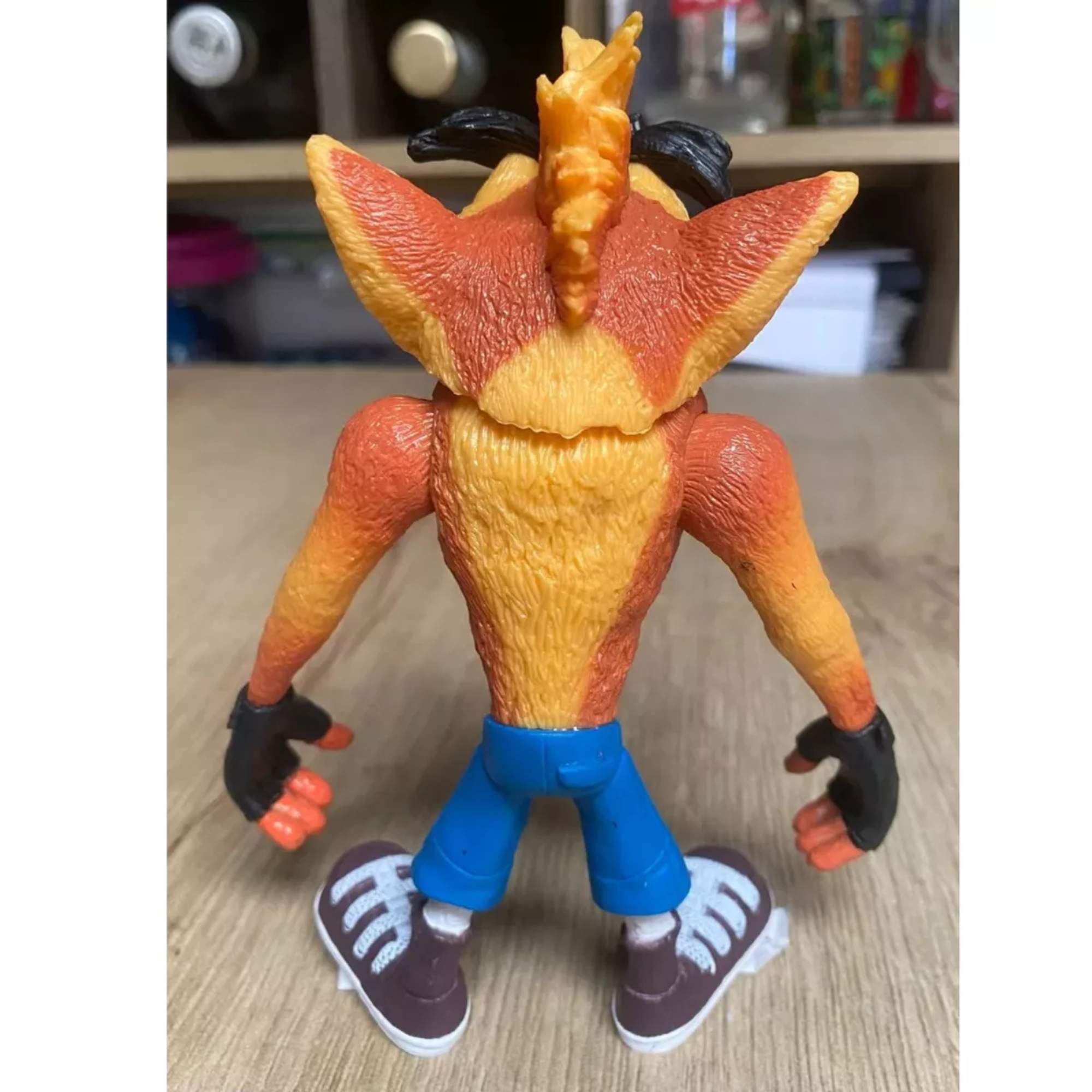 Foto 7 pulgar | Figura Crash Bandicoot Mr. Gadgets N Sane Trilogy 16cm