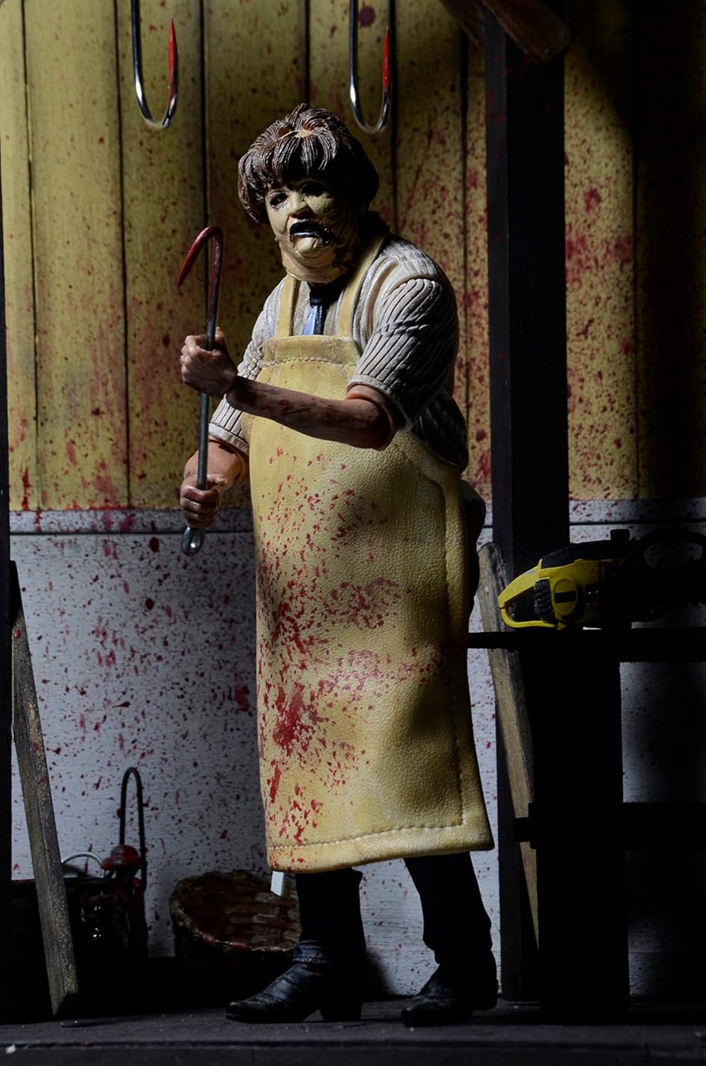 Foto 5 pulgar | Texas Chainsaw - 7¨ Action Fig - Ultimate Leatherface Case 6