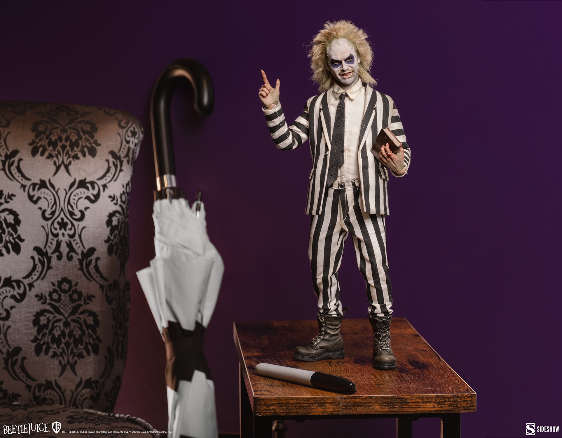 Foto 3 pulgar | Beetlejuice Sixth Scale Figure - Sideshow Collectibles