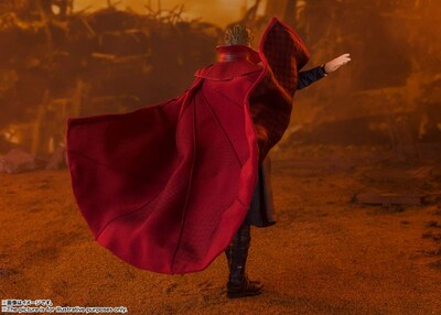 Foto 3 | Figura De Acción Tamashi Nations Avengers Infinity War Doctor Strange - Venta Internacional.