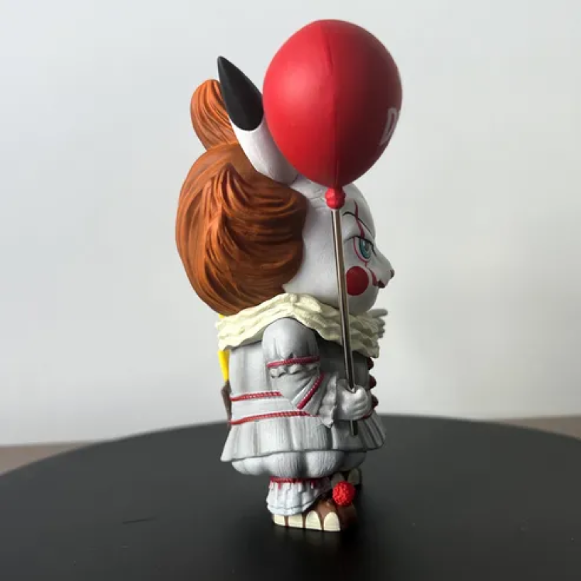 Foto 6 pulgar | Figura Pikachu Pennywise Payaso It Eso Anime Colección