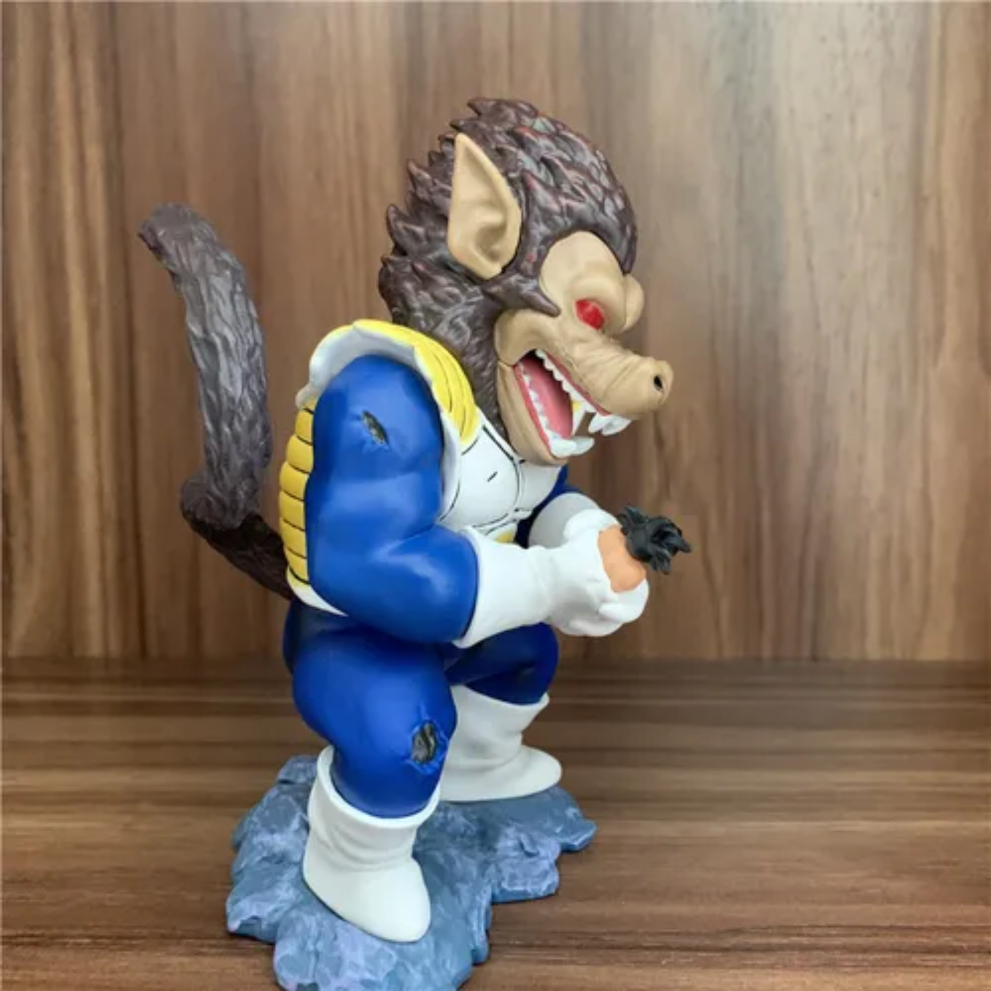 Foto 7 pulgar | Figura Vegeta Ozaru Dragon Ball Gt Mono Gorila Saiyan Coleccionable