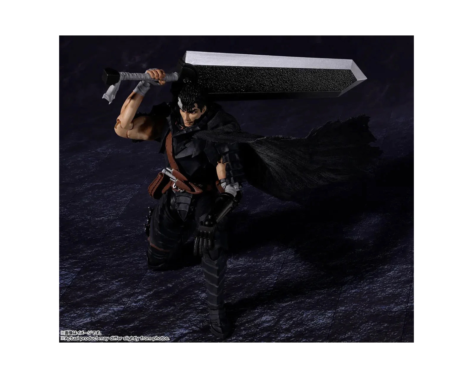 Foto 3 pulgar | Guts Berserker Armor Bandai Sh Figuarts Berserk