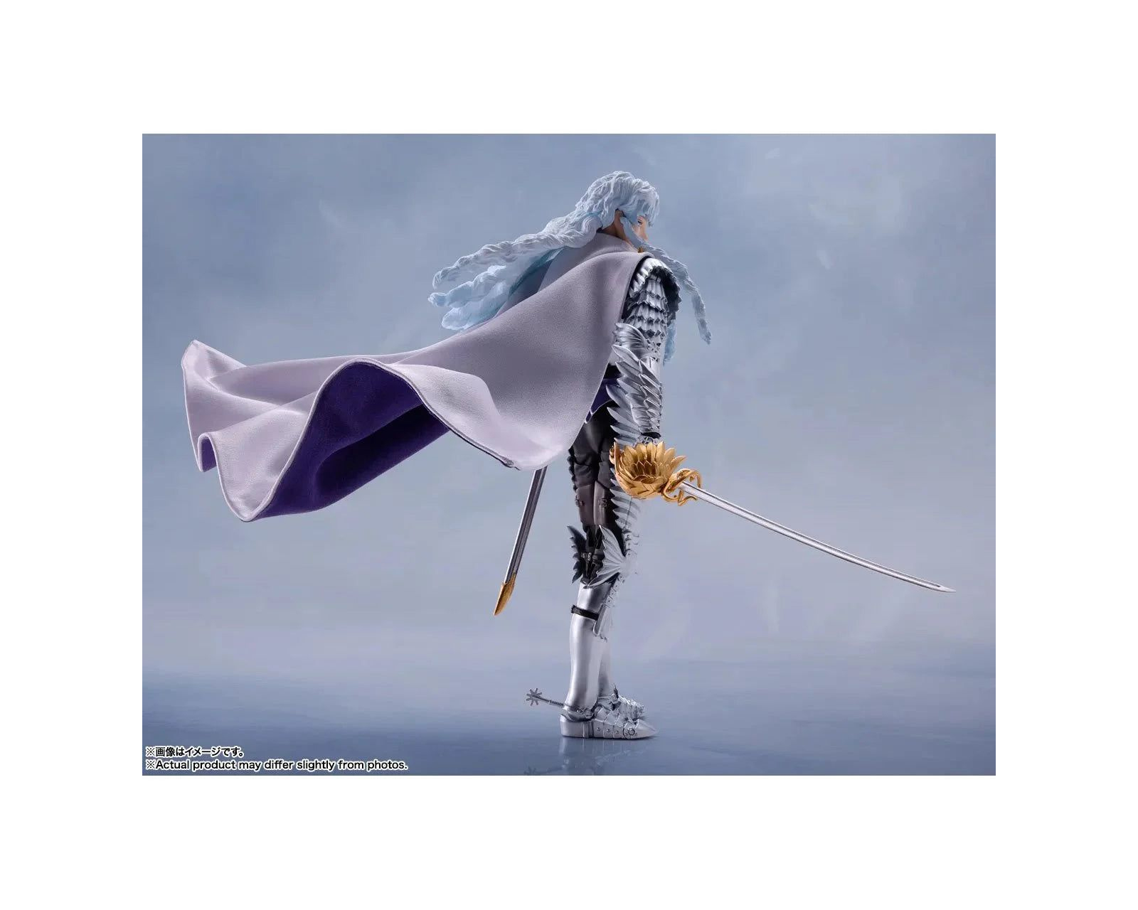 Foto 3 pulgar | Figura Bandai Sh Figuarts Berserk Griffith Hawk Of Light