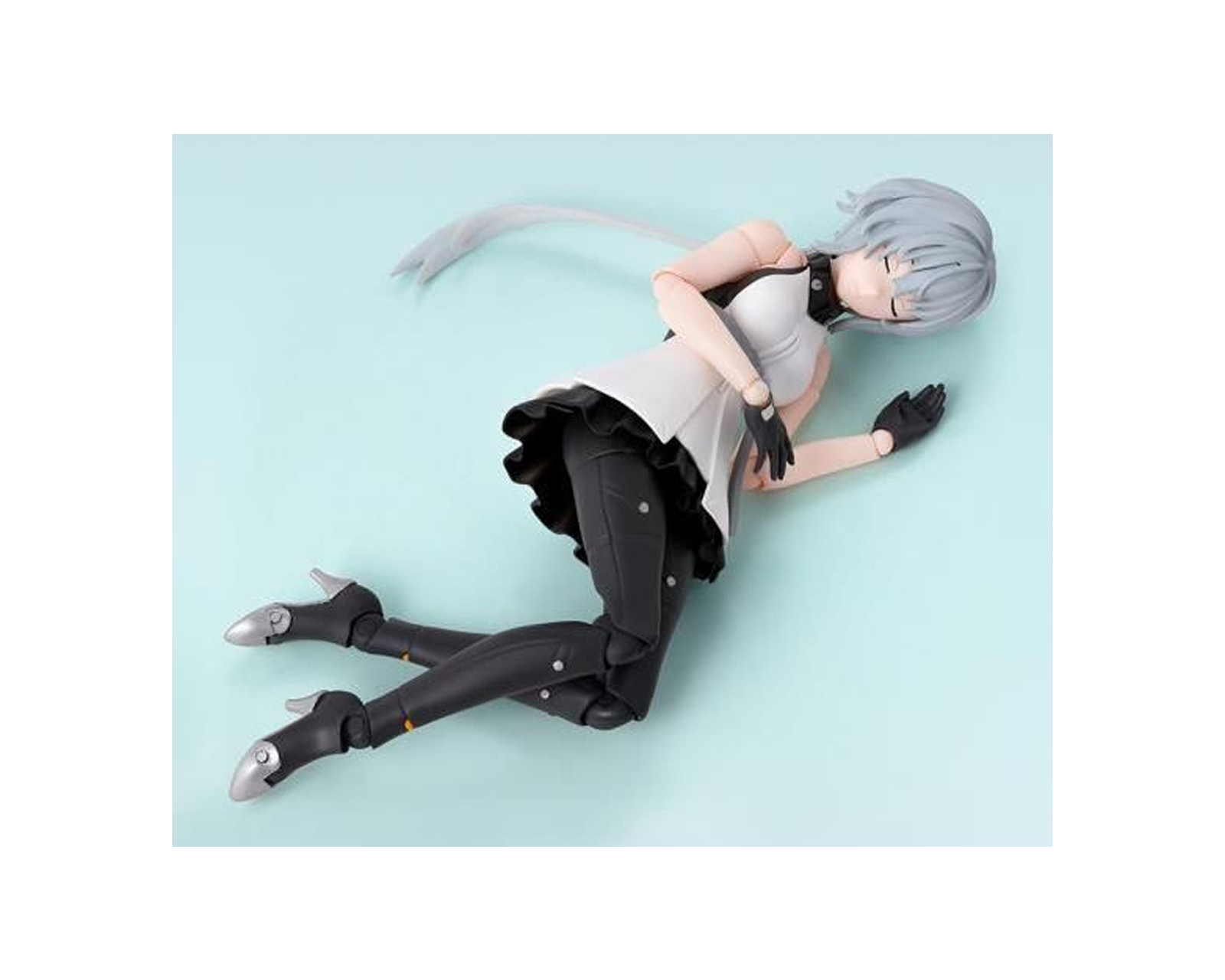 Foto 5 pulgar | Figura de Noir de Synduality de Bandai Sh Figuarts