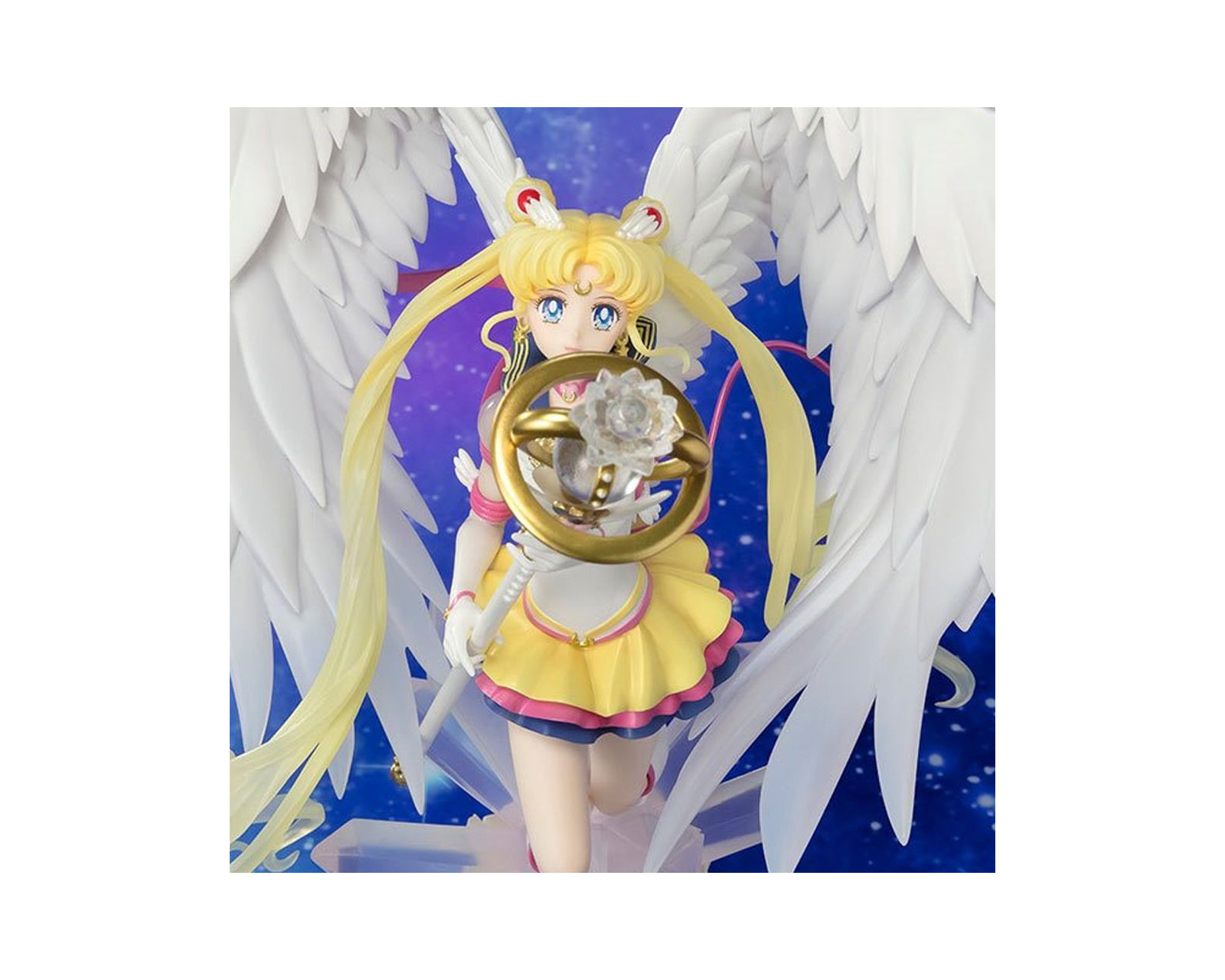 Foto 3 pulgar | Bandai Figuarts Zero Eternal Sailor Moon Cosmos Figura