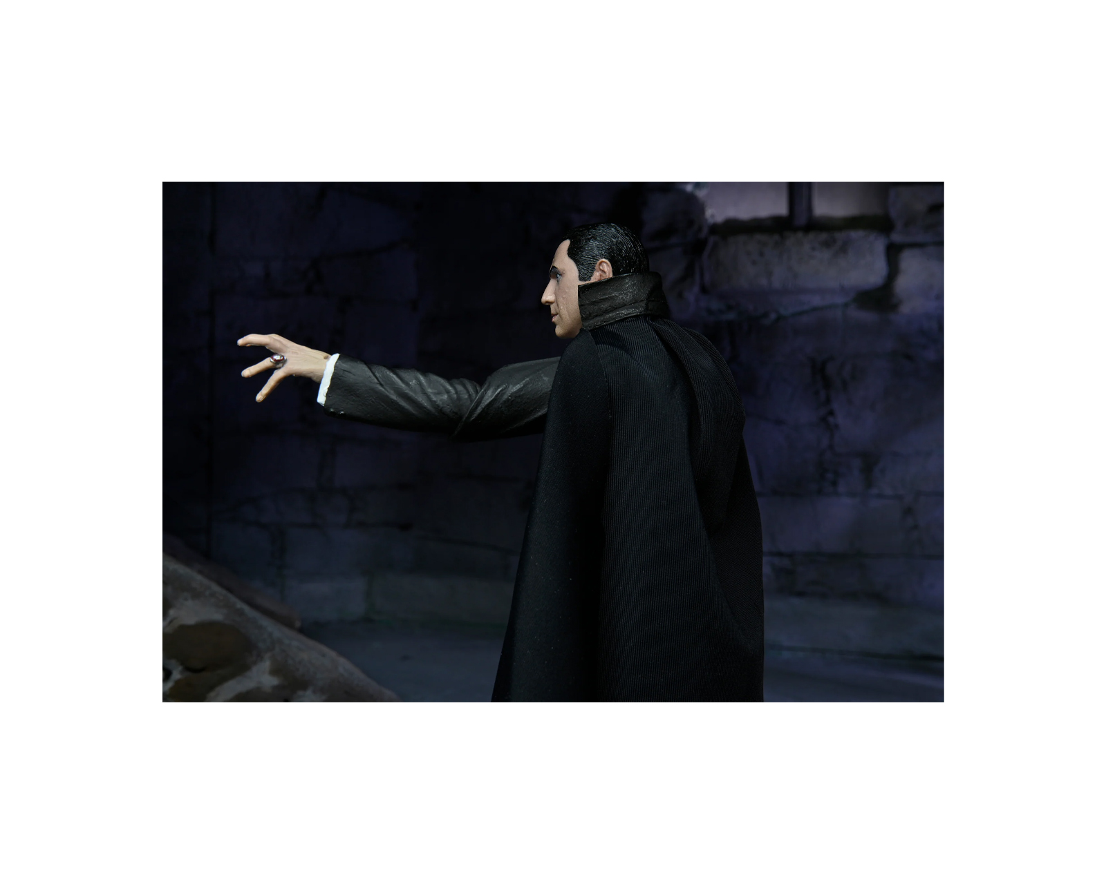 Foto 3 | Figura Neca Ultimate Universal Monster Dracula Transylvania