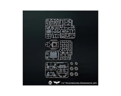 Foto 3 | Batimóvil Armable Bandai - Versión Batman Begins- 1/35 Escala
