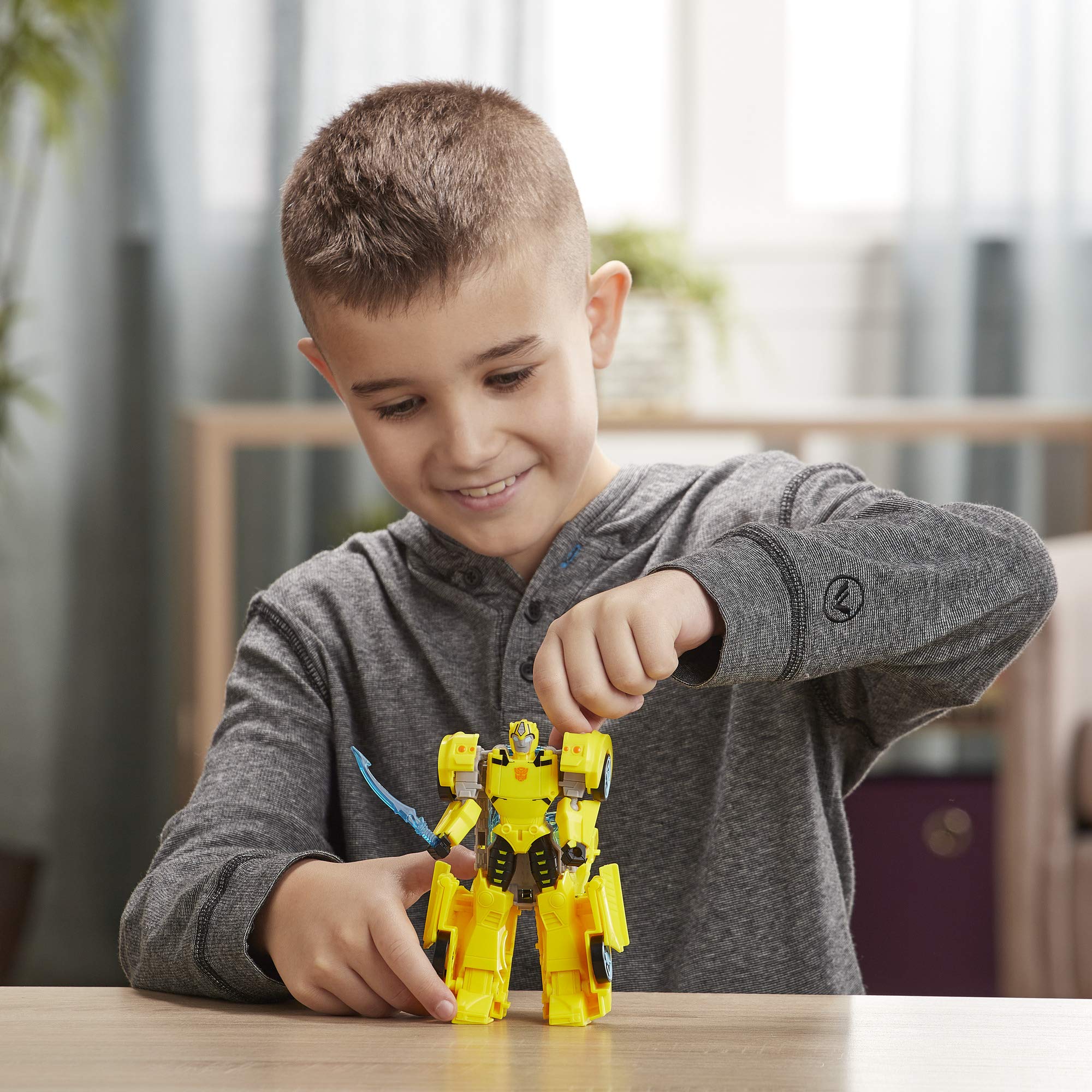 Foto 8 pulgar | Figura de Acción Transformers Cyberverse Ultra Bumblebee 6.75'' - Venta Internacional