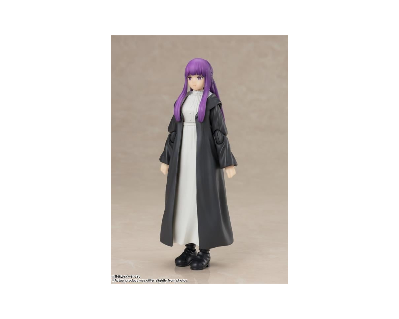 Foto 4 pulgar | Figura Bandai Fern