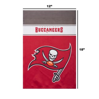 Foto 3 | Bandera De Jardín Foco Tampa Bay Buccaneers Con Licencia Oficial De La Nfl - Venta Internacional.
