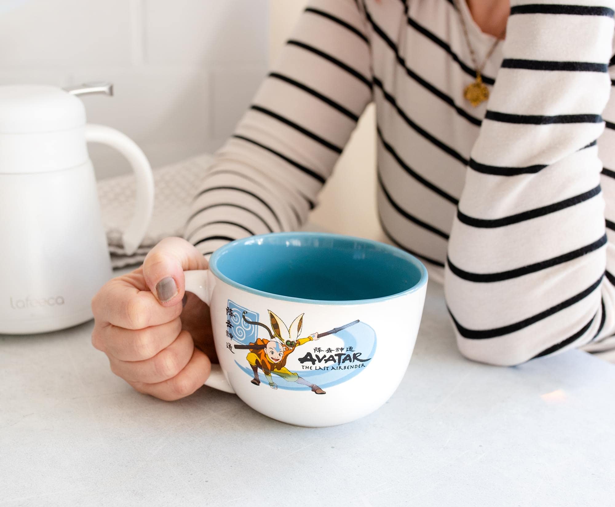 Foto 3 | Taza De Sopa Silver Buffalo Avatar: The Last Airbender Aang - Venta Internacional.
