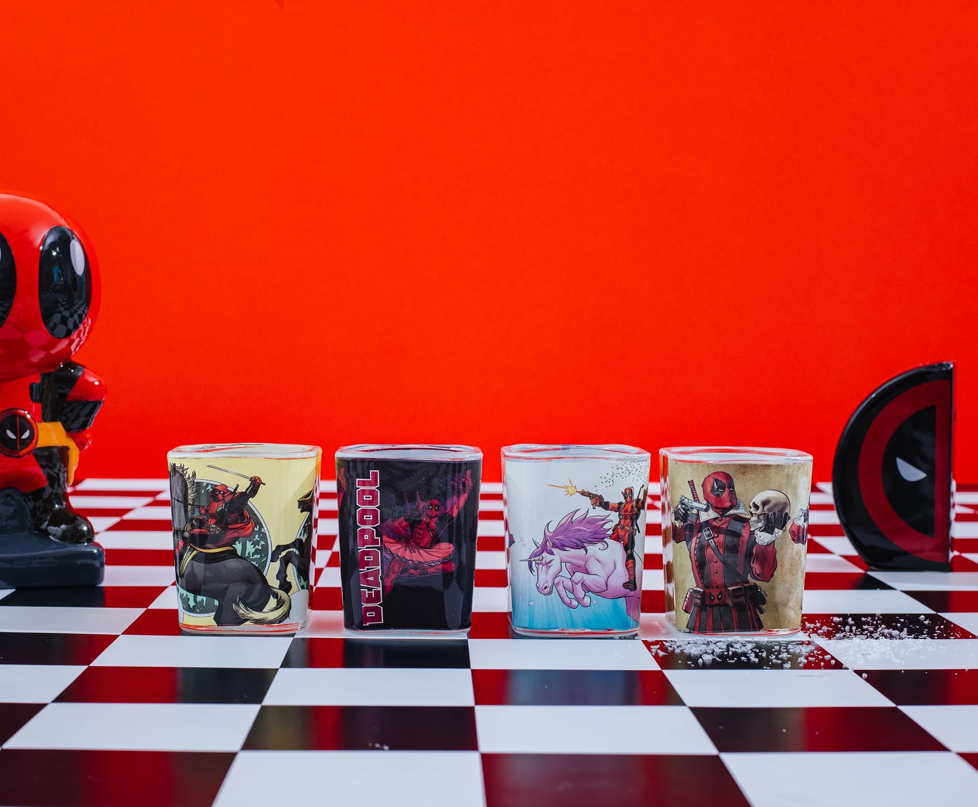 Foto 3 pulgar | Minivasos De Chupito Plateados Buffalo Marvel Deadpool, 60 Ml, Paquete De 4 - Venta Internacional.