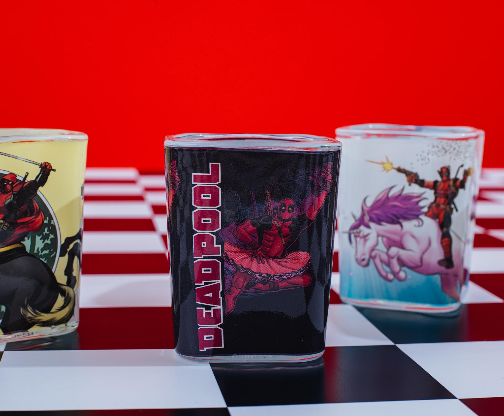 Foto 5 pulgar | Minivasos De Chupito Plateados Buffalo Marvel Deadpool, 60 Ml, Paquete De 4 - Venta Internacional.