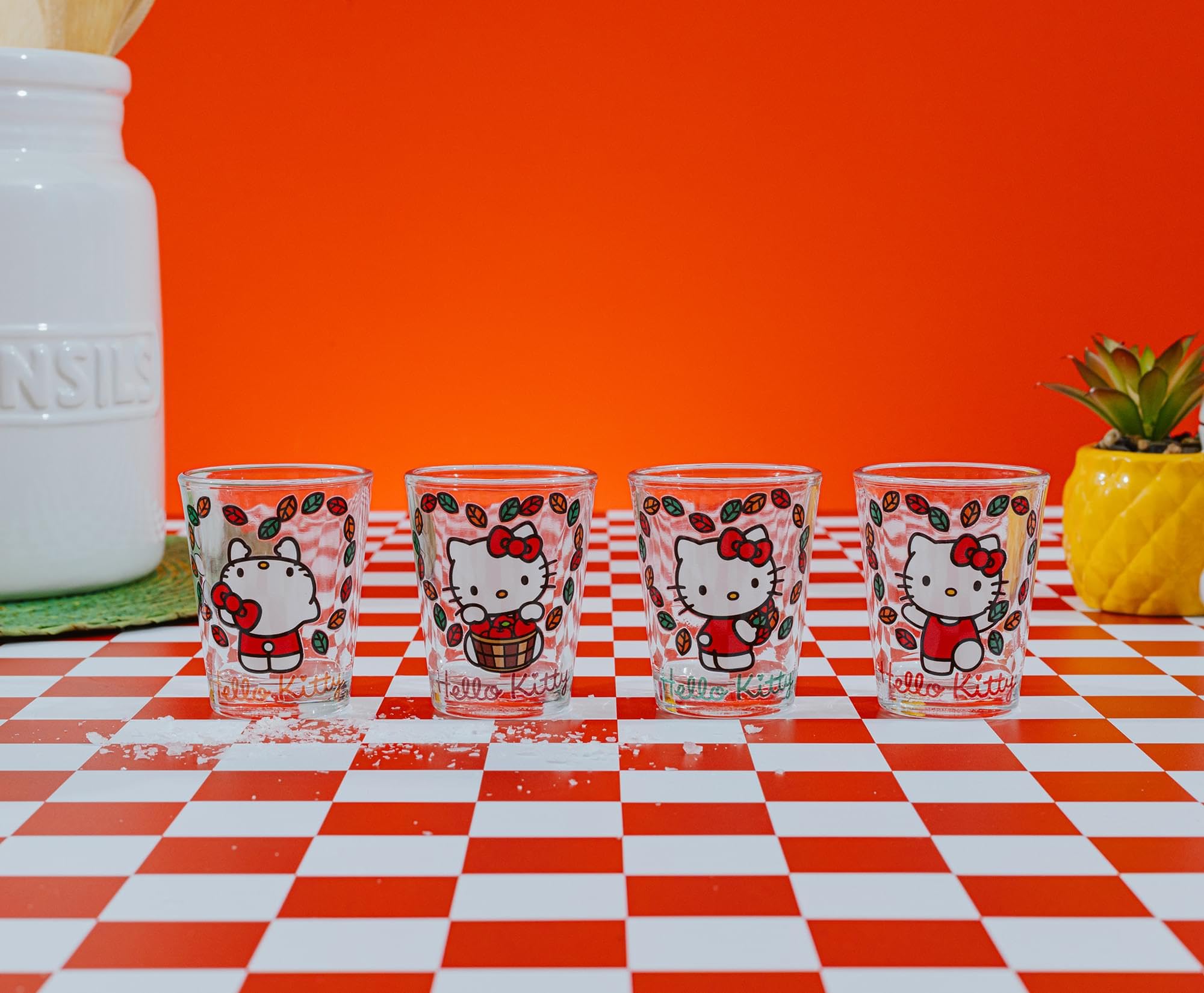 Foto 3 | Set De Minivasos Sanrio Hello Kitty Love Fall, 60 Ml, 4 Unidades - Venta Internacional.
