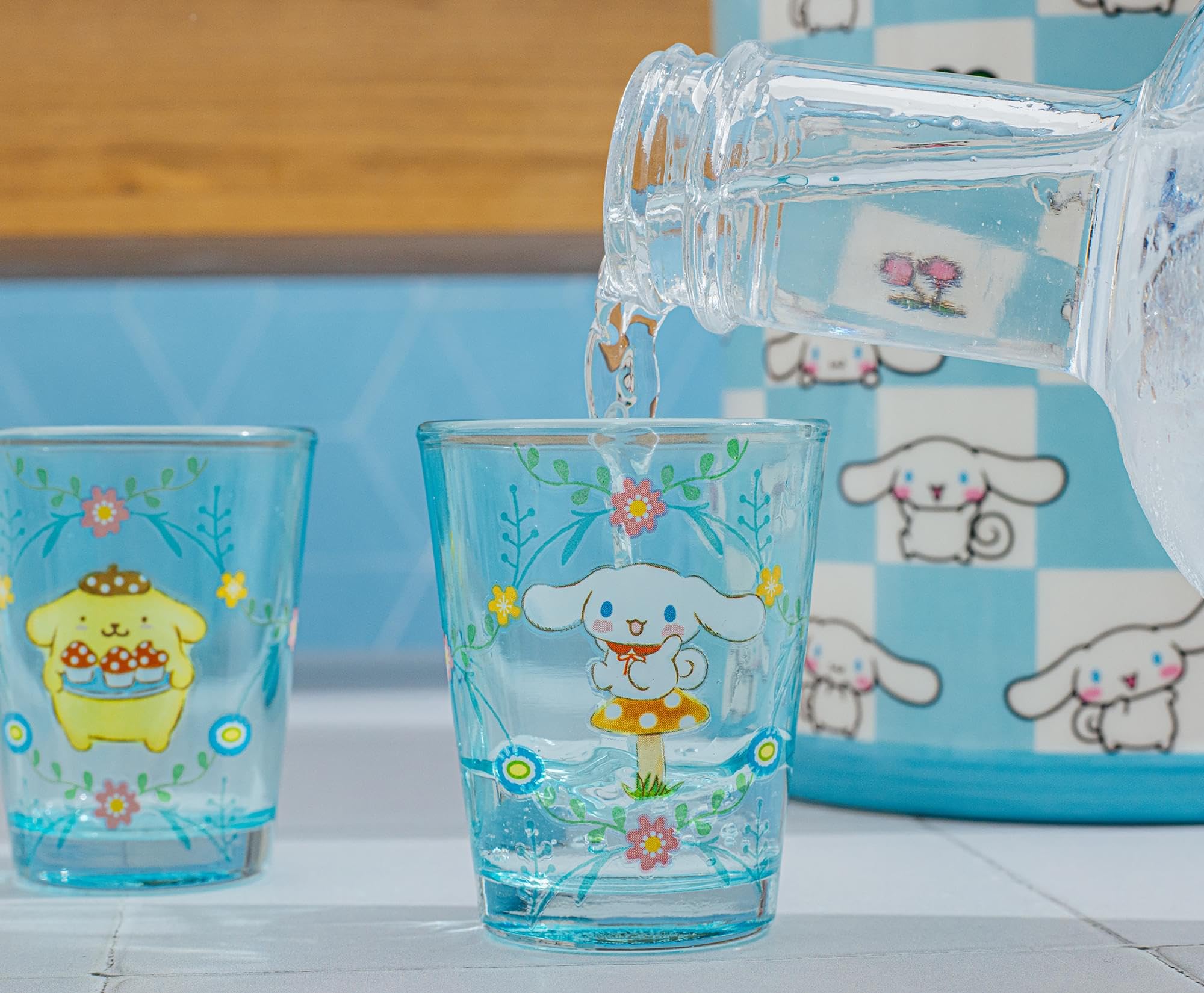 Foto 5 | Gafas Pequeñas Para Chupito Buffalo Sanrio Hello Kitty & Friends, Color Plateado - Venta Internacional.