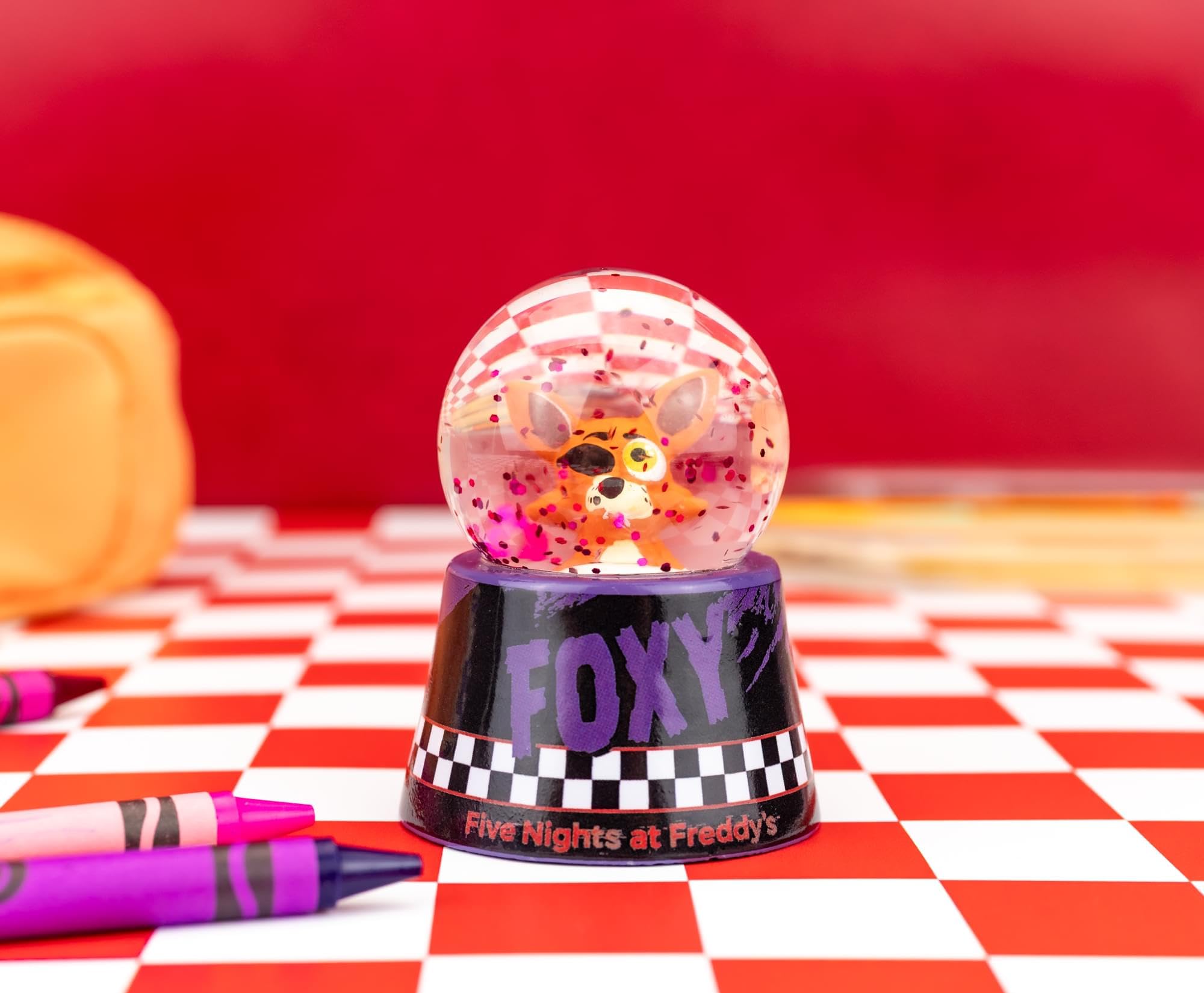 Foto 8 pulgar | Minibola De Nieve Silver Buffalo Five Nights At Freddy's Foxy - Venta Internacional.