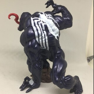 Foto 4 | Figura De Acción Marvel Spider-man Hero Venom, Modelo Móvil De Juguete - Venta Internacional.