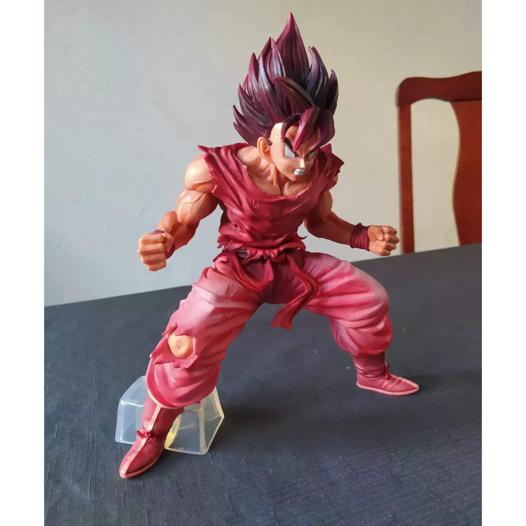 Foto 8 pulgar | igura Goku Kaioken Mr. Gadgets 26 cm