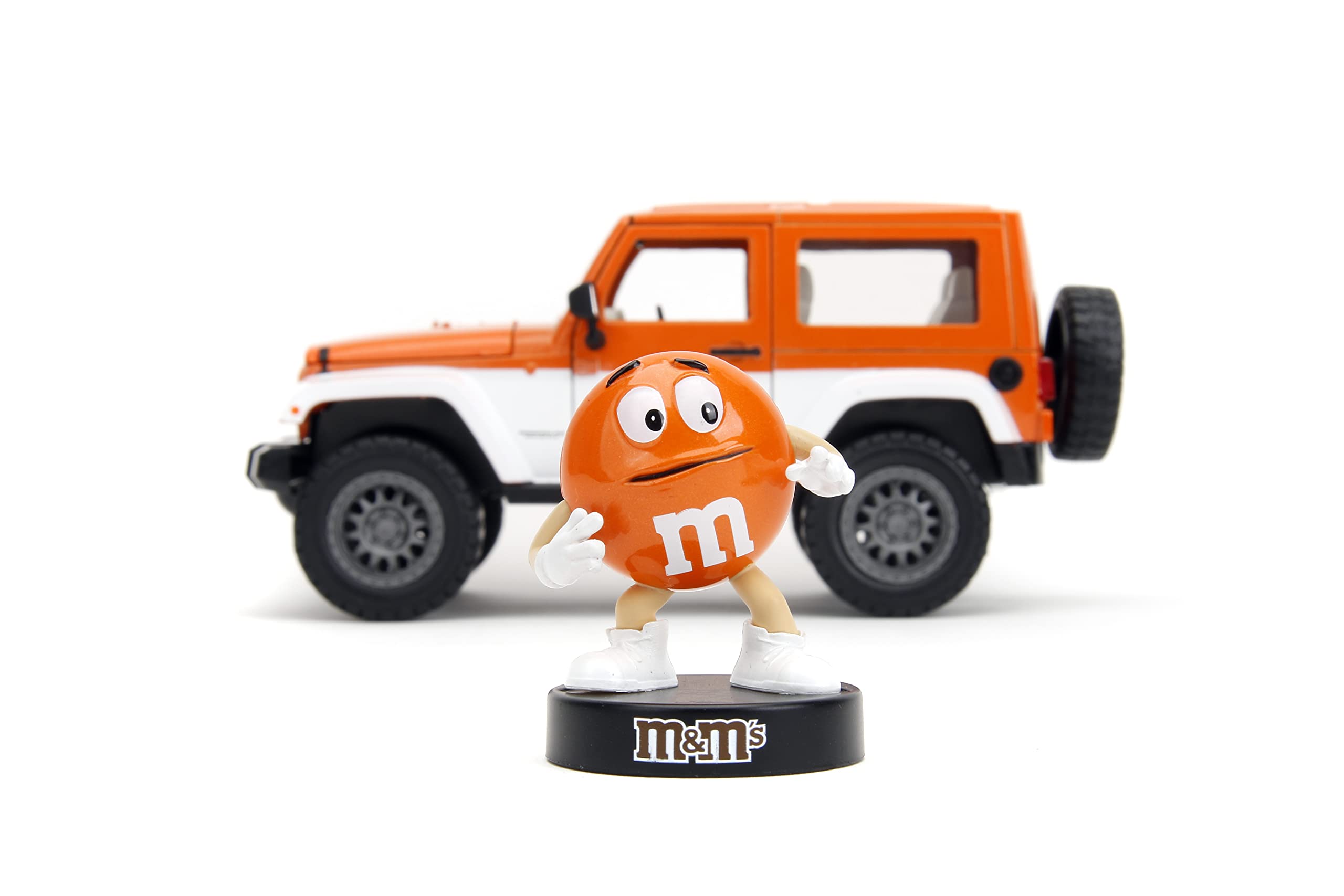 Foto 6 pulgar | Coche Fundido A Presión Jada Toys M&m's Jeep Wrangler 2007 1:24 Con Figu - Venta Internacional.