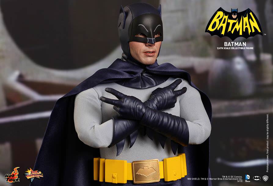 Foto 3 pulgar | Batman Adam West 1/6 Dc Classic Tv Series 1966 Hot Toys